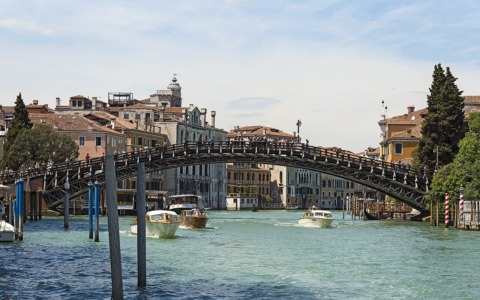 In barba al divieto di dimora: borseggiatori continuano a colpire a Venezia
