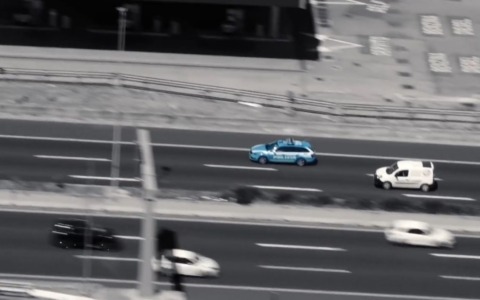 Si finge carabiniere e truffa un’anziana a Udine, fermato a Meolo mentre fugge in autostrada