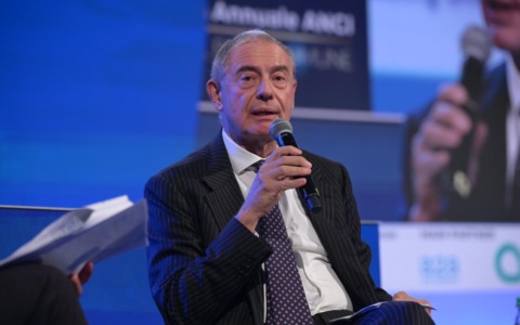 Guerra Iran, Giorgetti convoca un vertice sul caro energia. Urso: “Italia in vantaggio su altri Paesi”