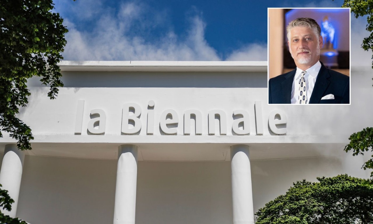 Biennale taglio del nastro del Padiglione centrale, ma il ministro Giuli non c’è