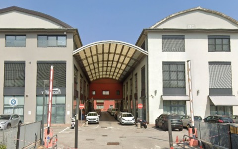 Licenziati dall’intelligenza artificiale: multinazionale di servizi digitali chiude la filiale a Marghera, in 37 a casa