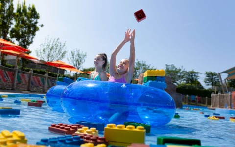 Gardaland Resort anticipa la stagione estiva con la riapertura del parco acquatico LEGOLAND